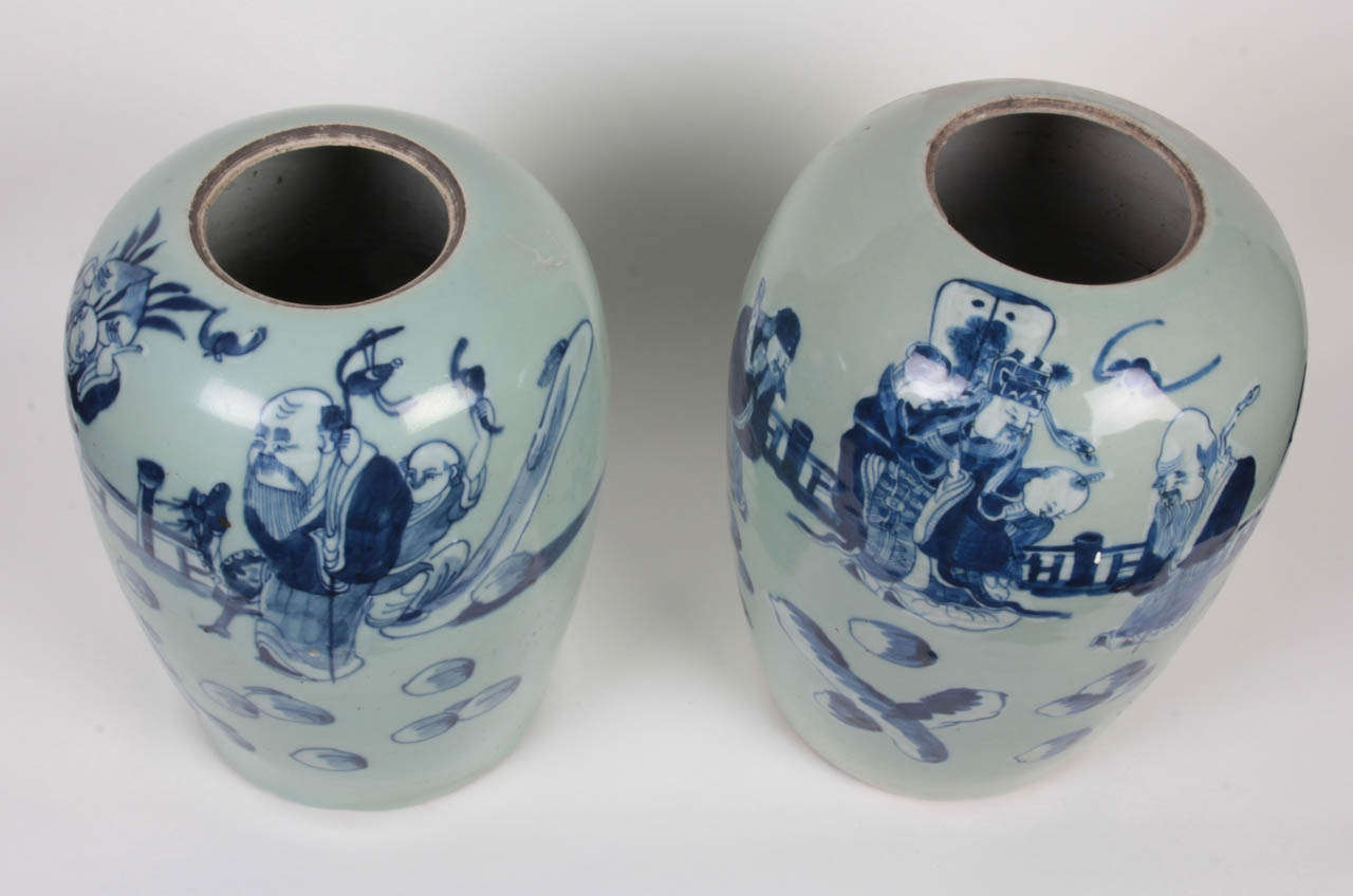 Porcelain 19th Century Chinese Blue & White Jar