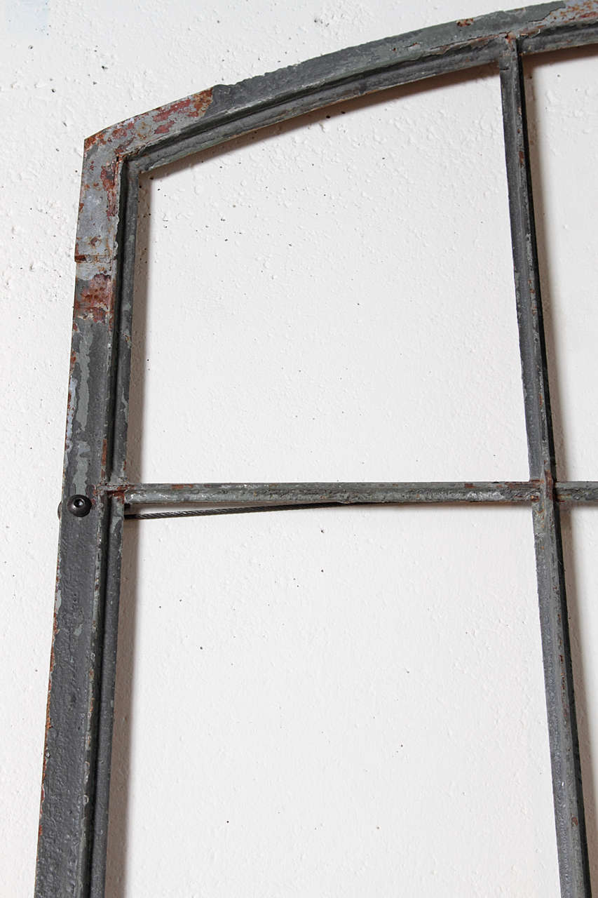 Iron Warehouse Fenêtre Frame as Wall Decor 1