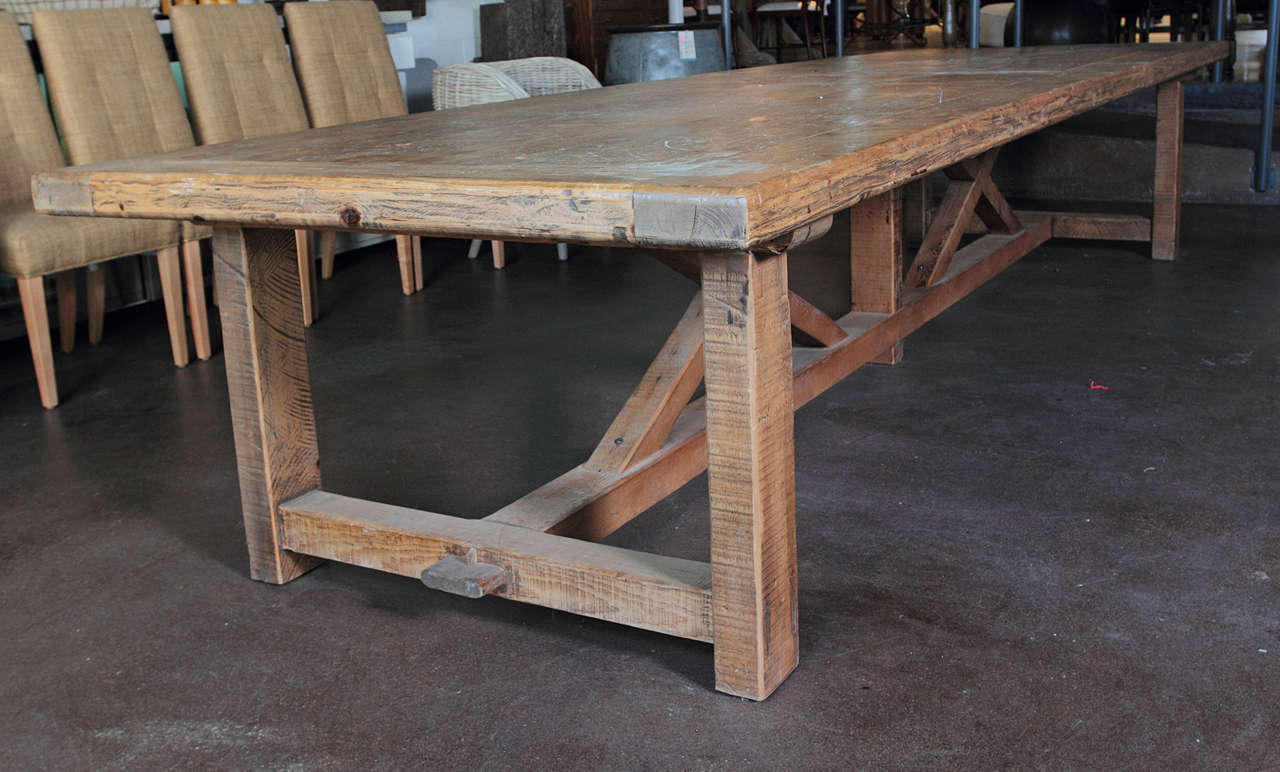 20th Large Pine Farm Table In Good Condition In Dallas, TX