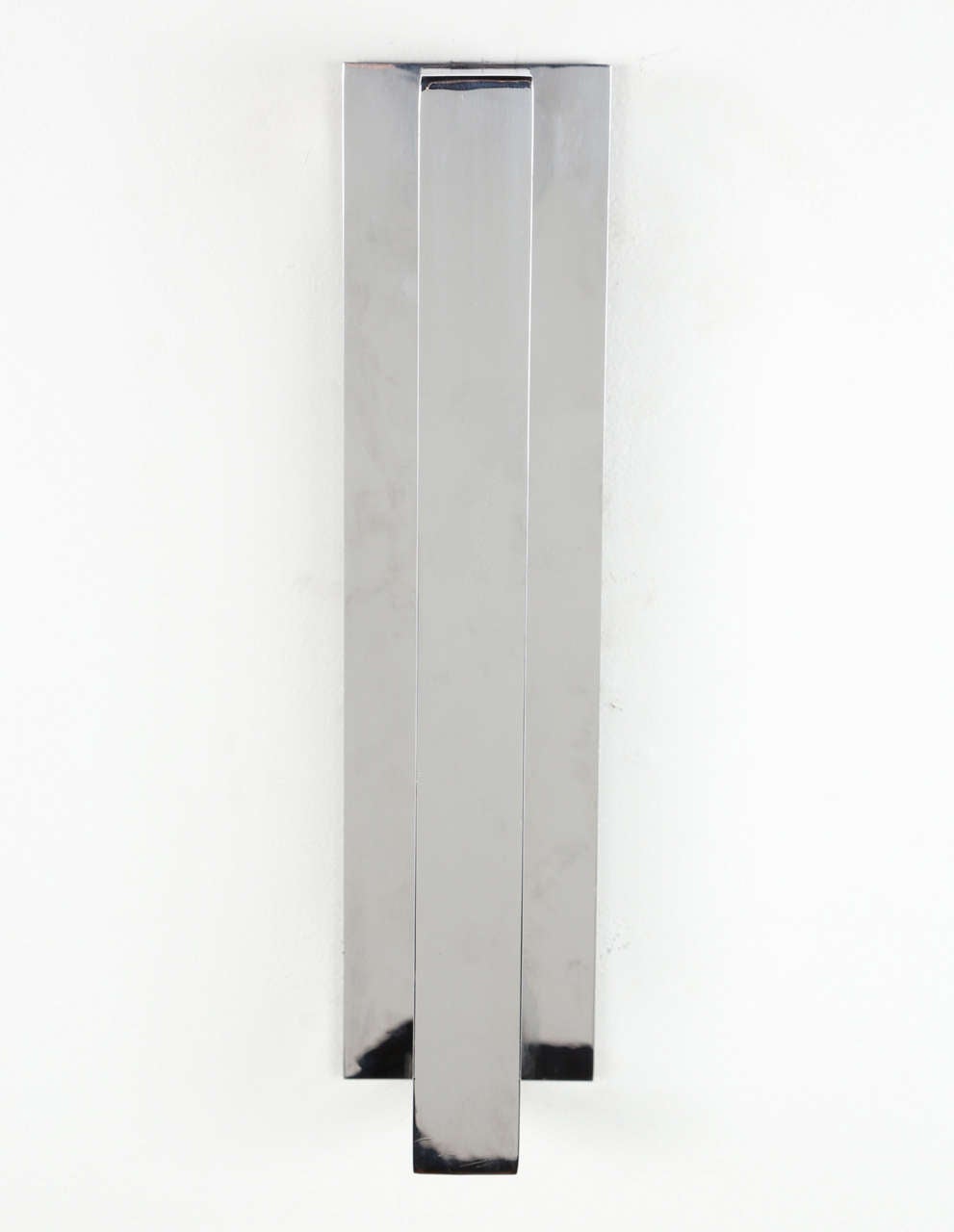 Vertical or Horizontal Chrome Sconce In Good Condition For Sale In Los Angeles, CA