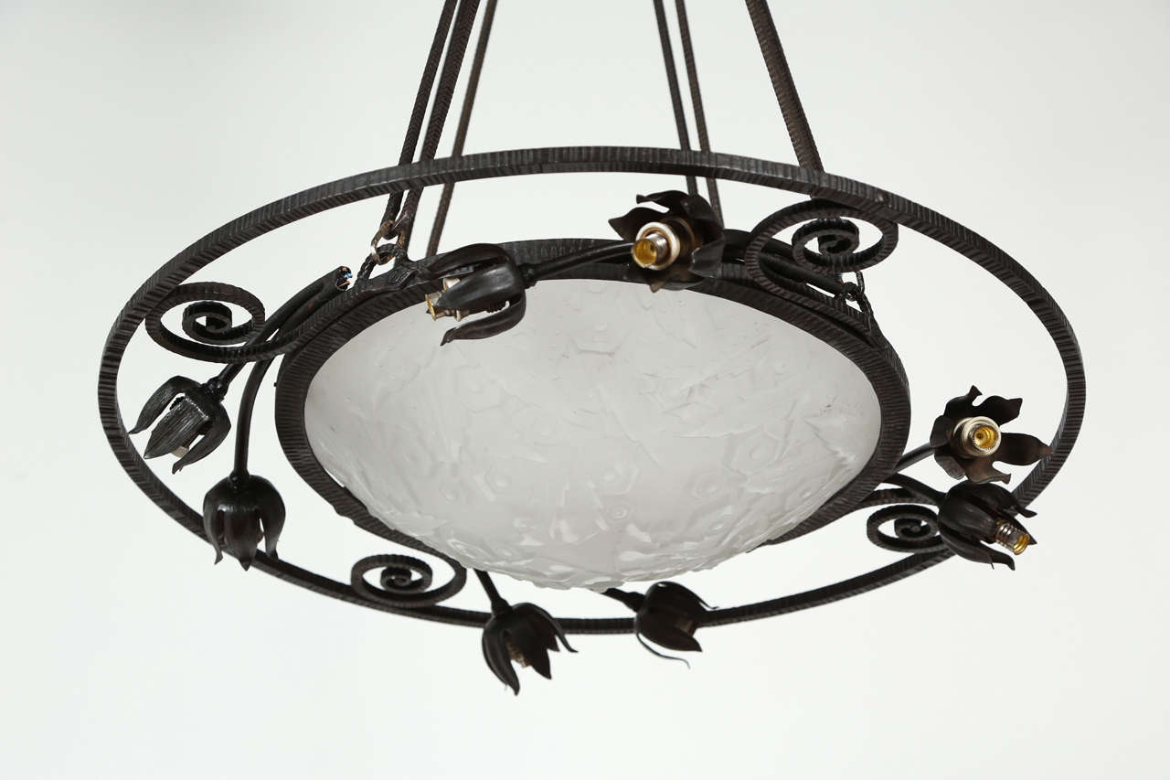 Mid-20th Century Beautiful French Fixture with Muller Freres Shade For Sale
