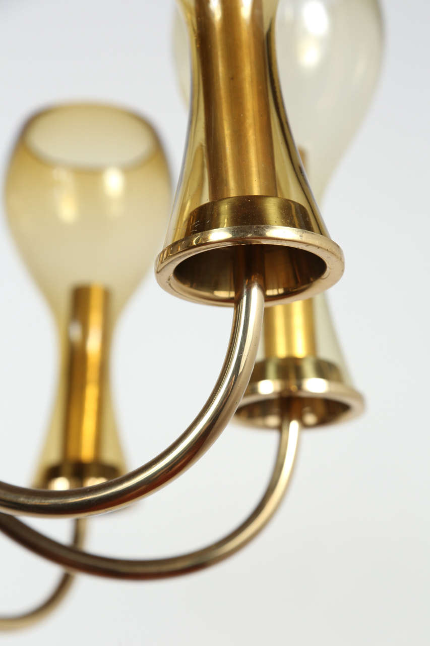 Mid-Century Italian Brass Chandelier For Sale 2