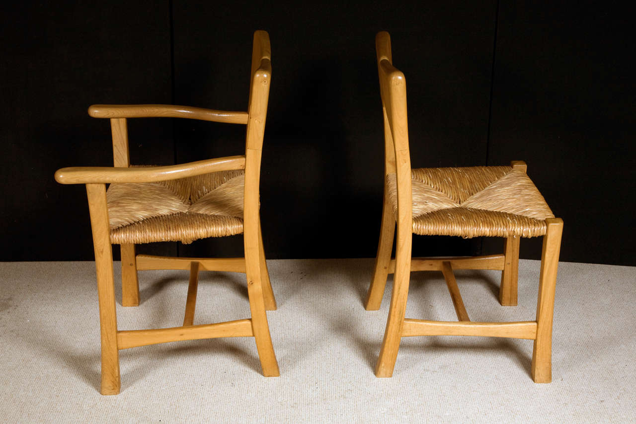 Mid-20th Century A set of eight Wych Elm dining chairs, School of Alan Peters