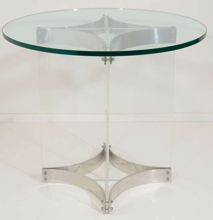 Single Mid Century Circular Side Table With Lucite Base by Charles Hollis Jones In Good Condition In New York, NY