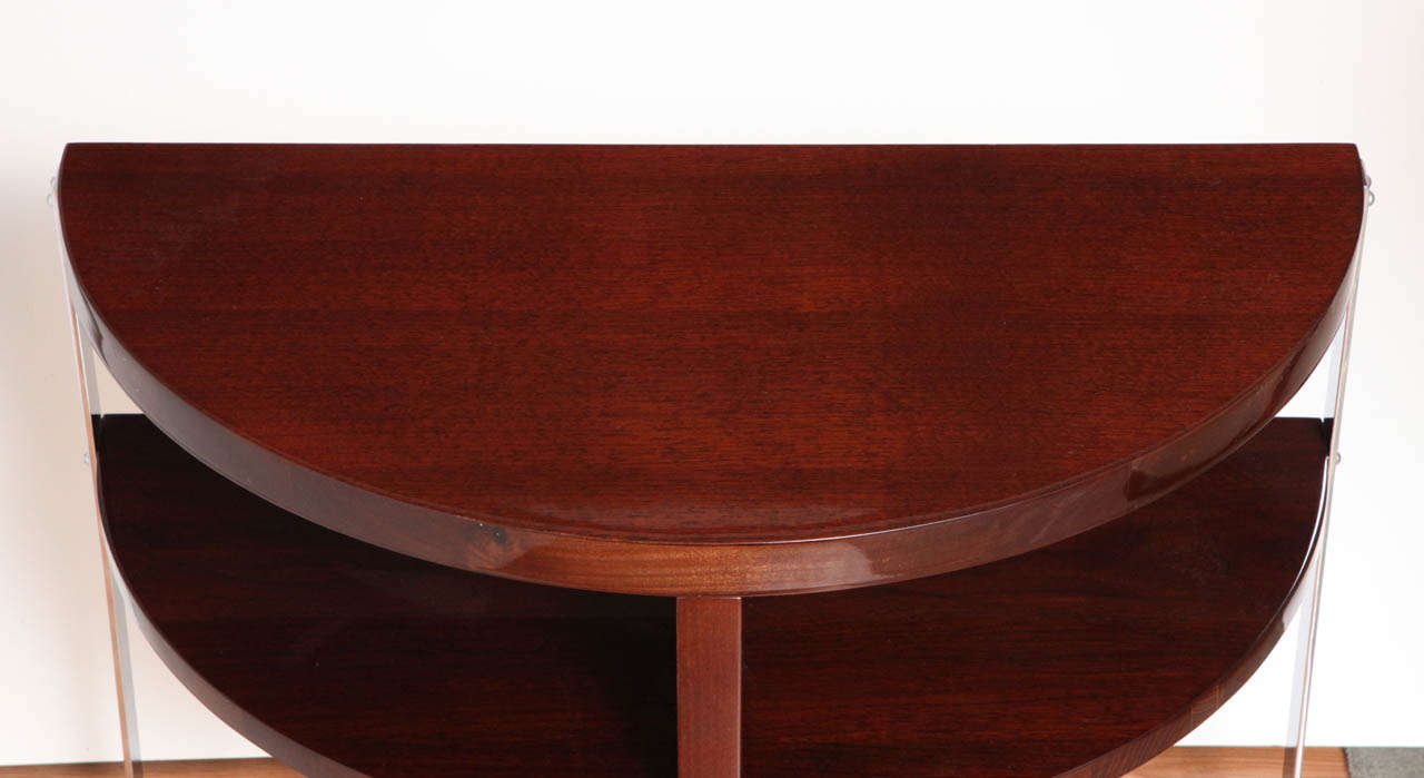 Milieu du XXe siècle Paire de tables d'appoint Art Déco de The Machin dans le style de Donald Deskey en vente