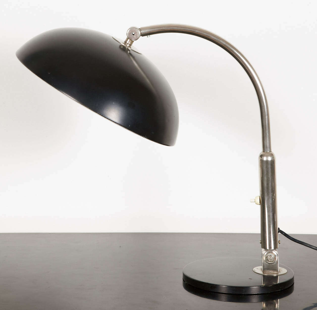 Bauhaus Table Lamp Hala designed by Busquet circa 1930 In Good Condition In Paris, FR
