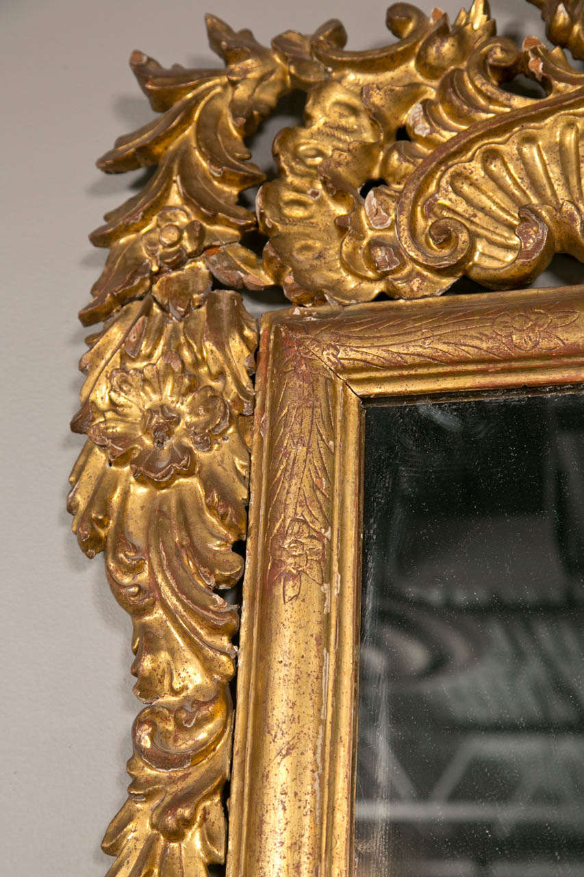 French Giltwood Mirror In Excellent Condition For Sale In Stamford, CT