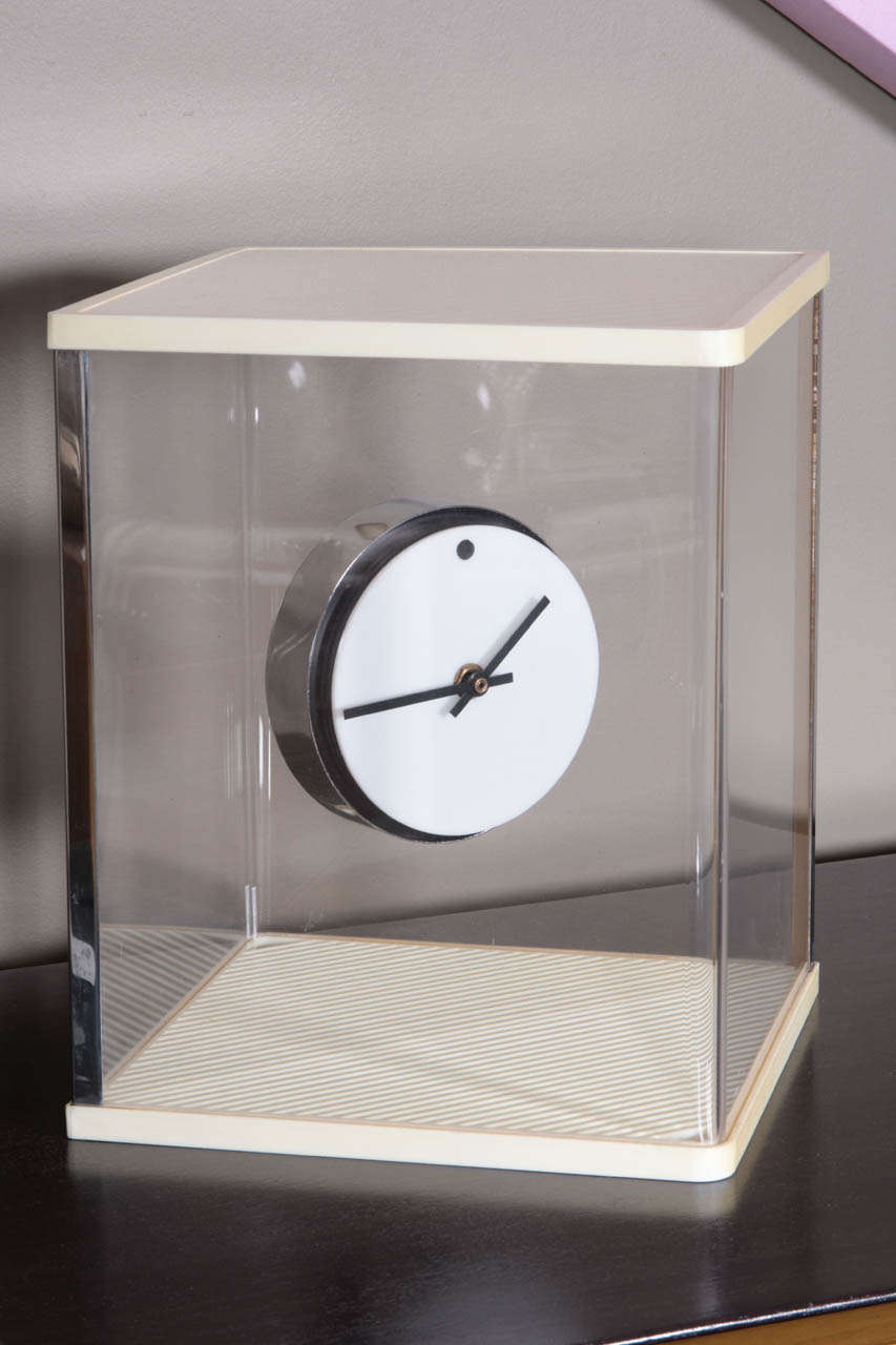 Lucite Mystery Clock by Raymor 5