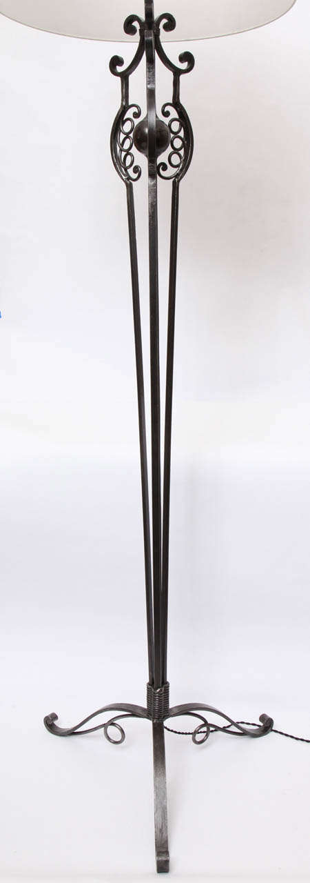 Floor Lamp Art moderne wrought iron France 1940's
Shade not included