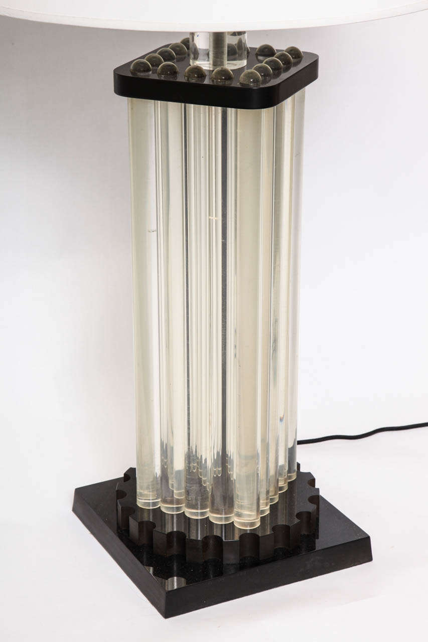 Table Lamp American Modernist Lucite and Bakelite, 1930s For Sale 1