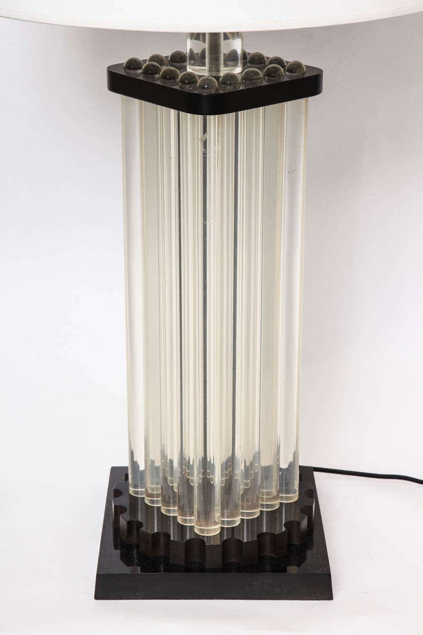 Table Lamp American Modernist Lucite and Bakelite, 1930s In Good Condition For Sale In New York, NY