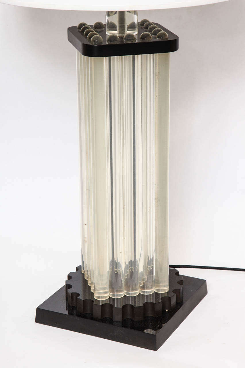 Table Lamp American Modernist Lucite and Bakelite, 1930s For Sale 4