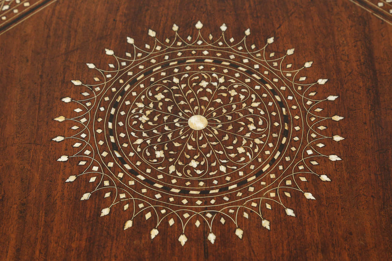 Anglo-Indian Folding Inlaid Octagonal Side Table In Excellent Condition In North Hollywood, CA