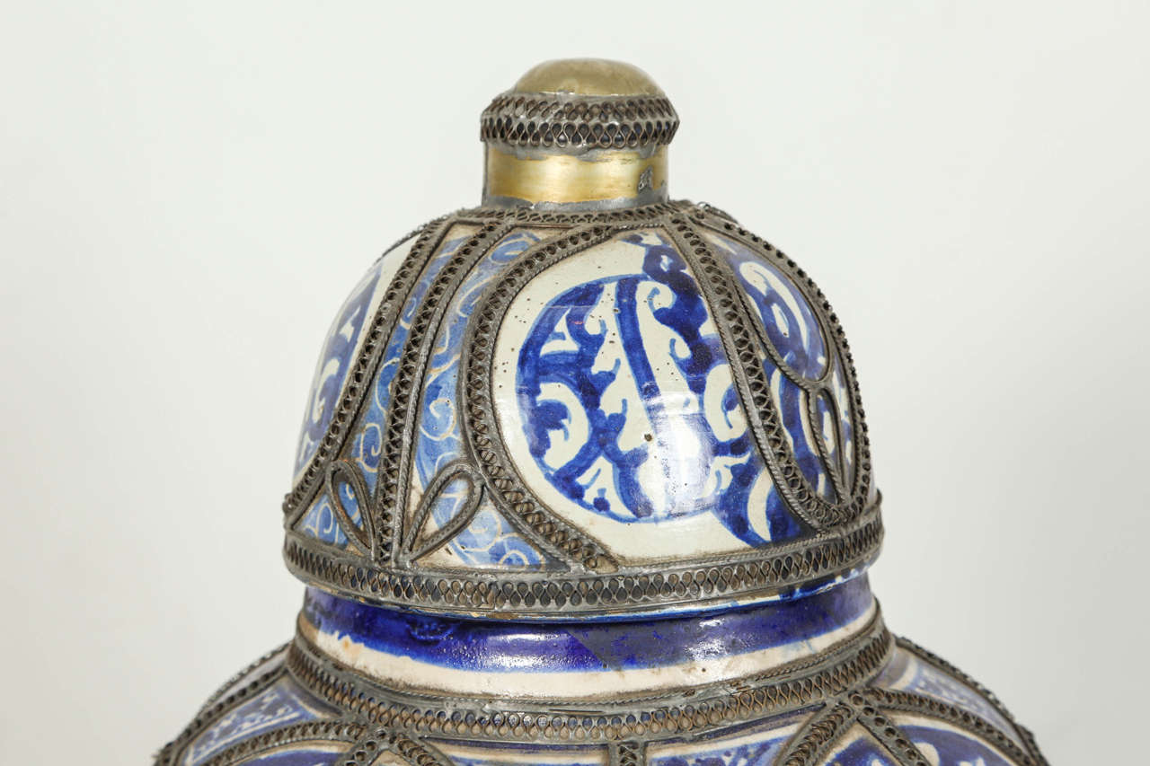 antique moroccan pottery
