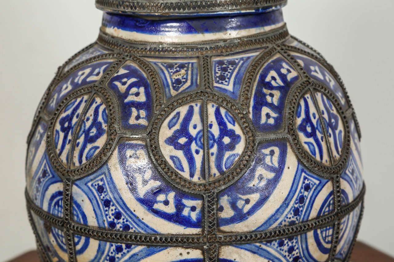 moroccan urn