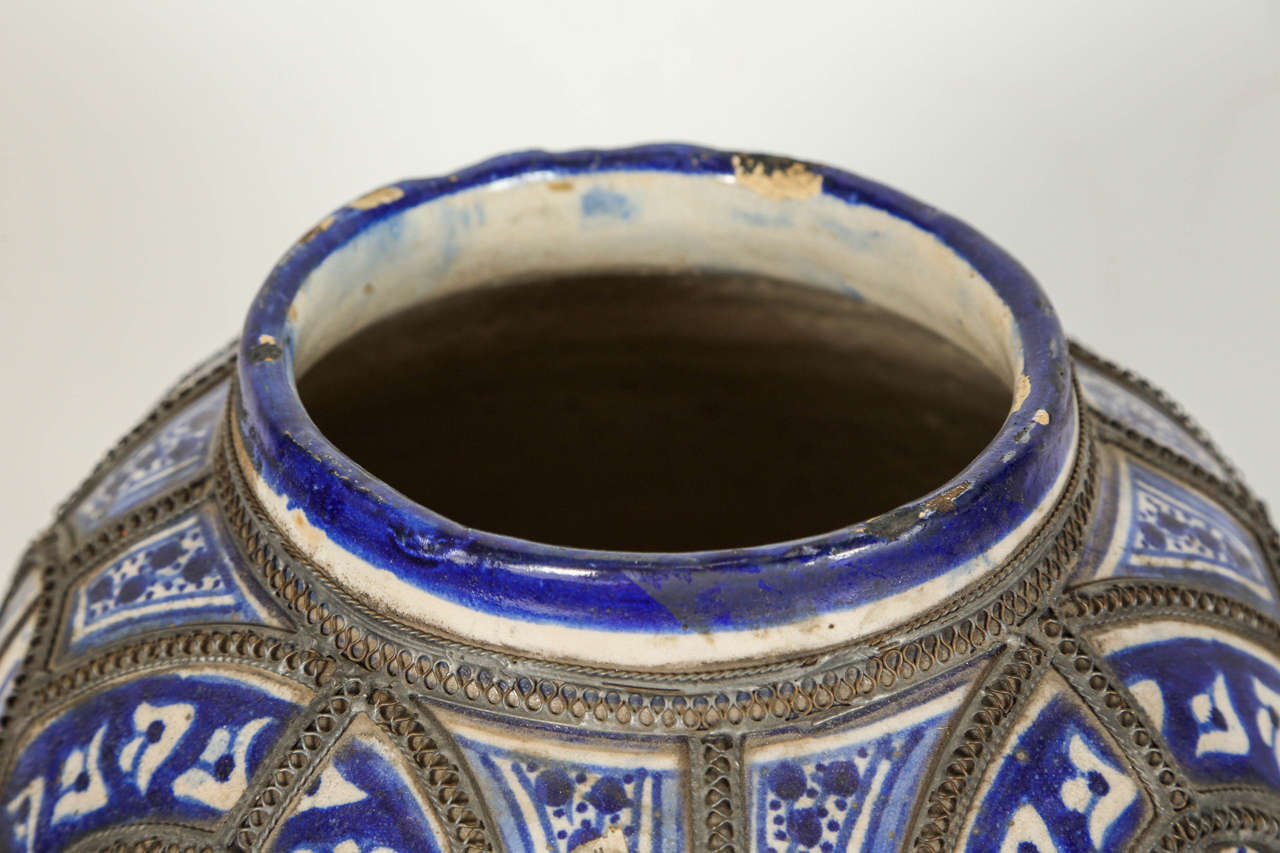 Moorish Moroccan Blue and White Ceramic Vase from Fez In Fair Condition In North Hollywood, CA