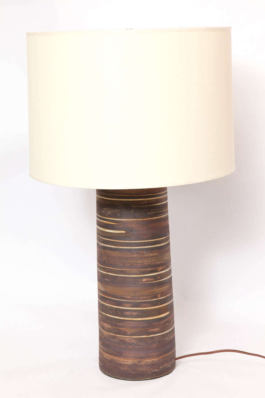 Mid-20th Century Pair of 1950s Modernist Ceramic Table Lamps, Signed Martz