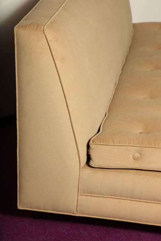 2-Seater Sofa by TH Robsjohn-Gibbings for Widdicomb. 2