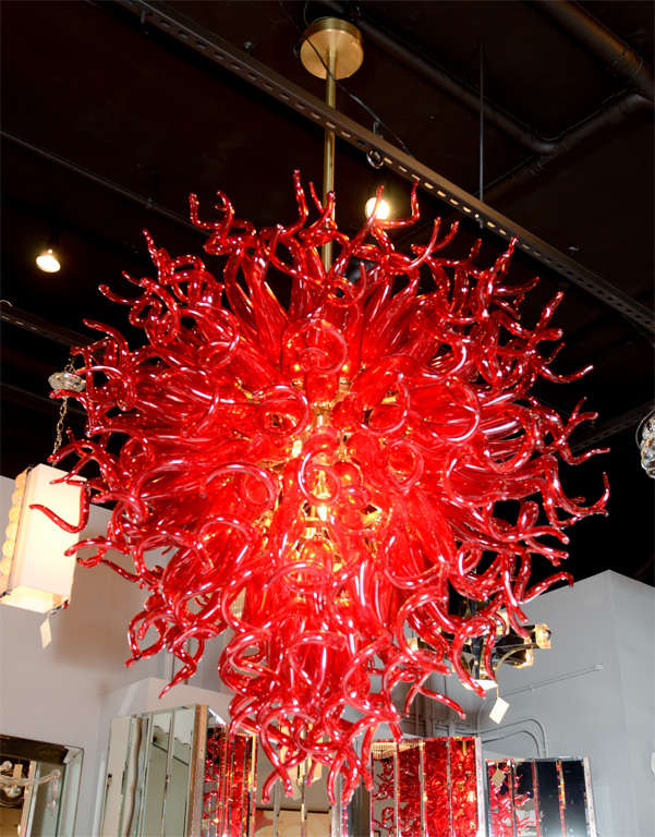 Medusa Fuoco Ruby Red Murano Glass Chandelier in the Style of Dale Chihuly In Excellent Condition In New York, NY