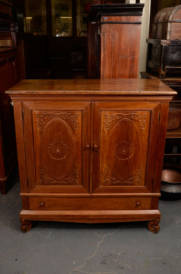 1920's Mahogany Cabinet