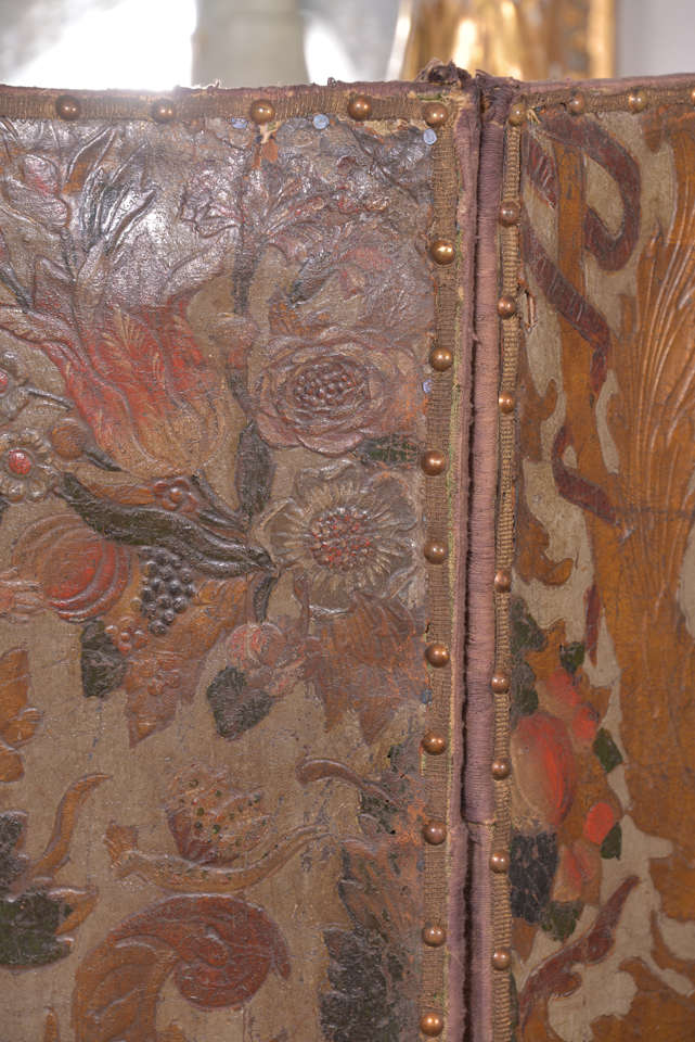 Late 17th c. Leather  Screen Panels In Good Condition In Houston, TX