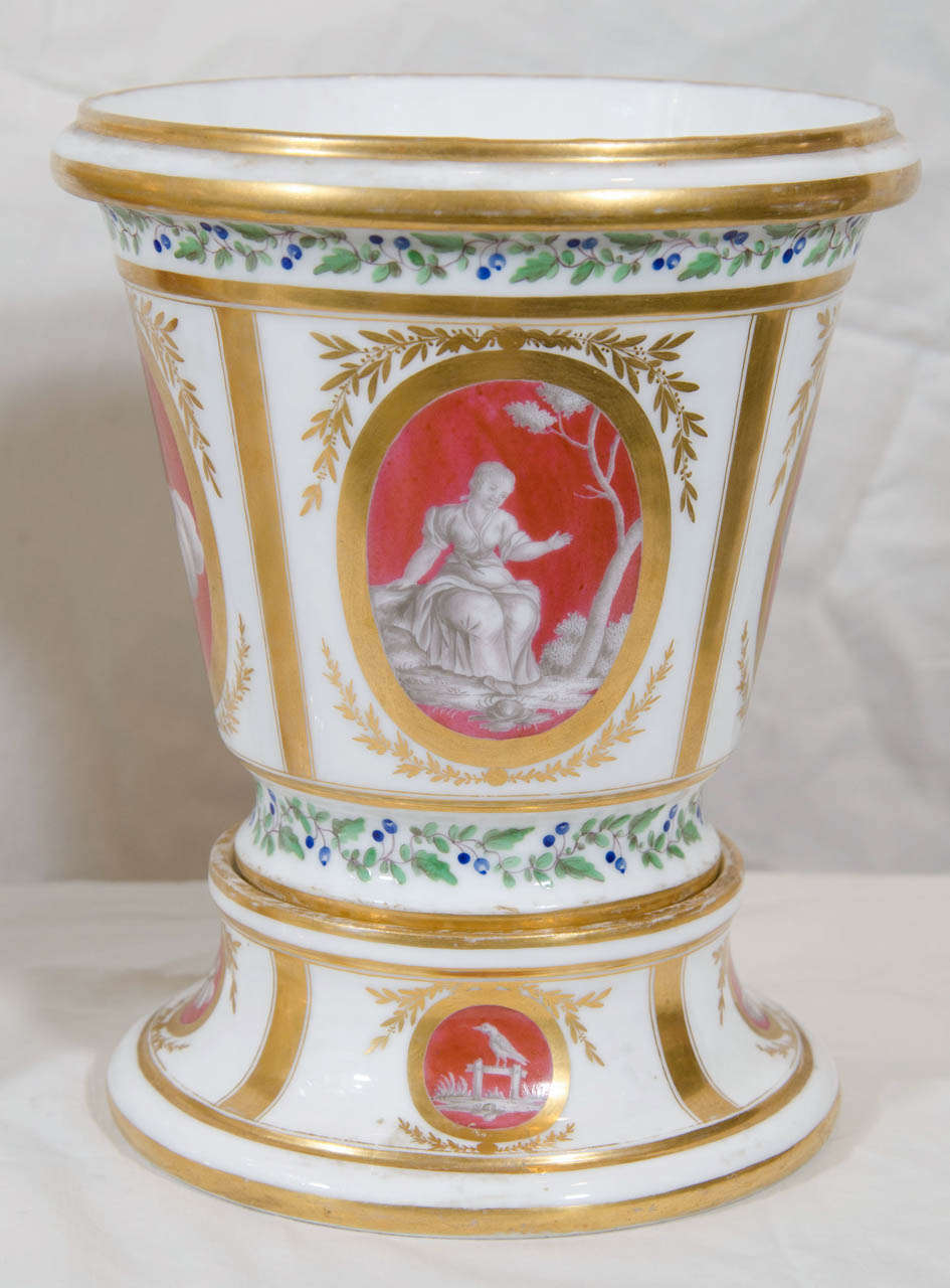 Ein Paar französische Cache-Töpfe aus dem 18: Porzellan à la Reine (Französisch)