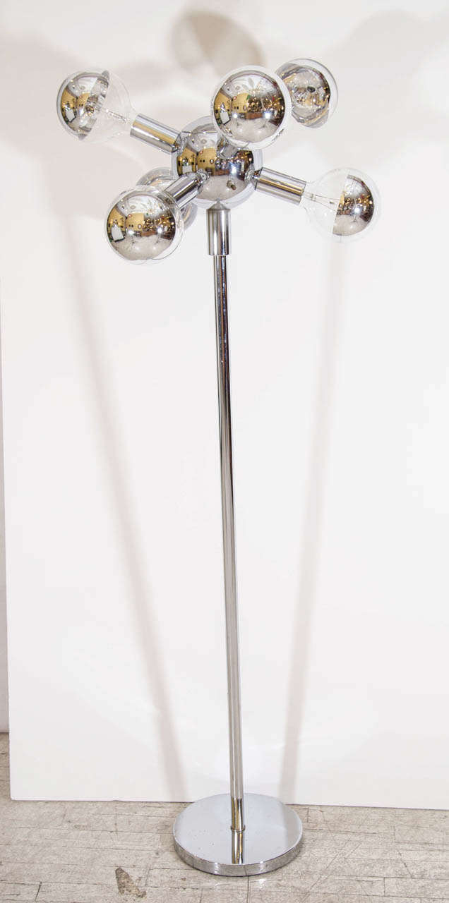 Chrome floor lamp with a bold atomic spray. Please contact for location. 