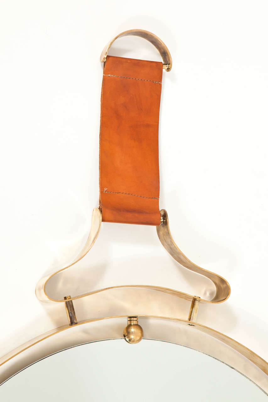 Circular Mirror with Brass and Stitched Leather, Italy 1970s In Good Condition In Miami, FL