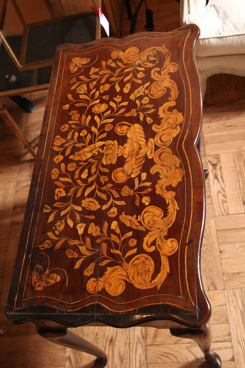 An 18th Century Dutch Mahogany and Marquetry Inlay Tea Table 4