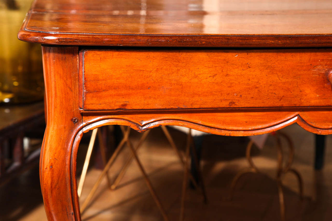 A 19th Century French Cherry Wood Writing Table For Sale 3