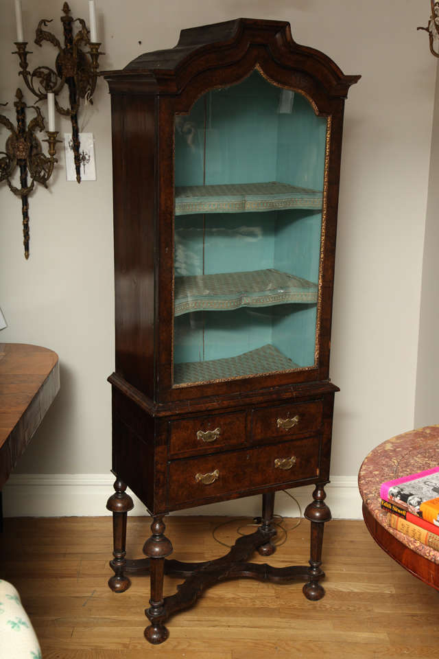 A Two Part English Queen Anne Style Cabinet  In Good Condition In New York, NY