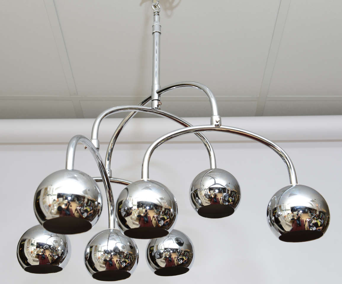 Robert Sonneman Seven-Light Chrome Tiered Chandelier For Sale 1