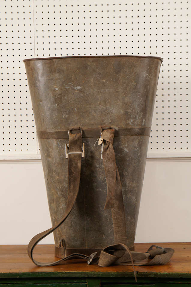 Original Französische Traubenhotte im Zustand „Gut“ in Sheffield, MA