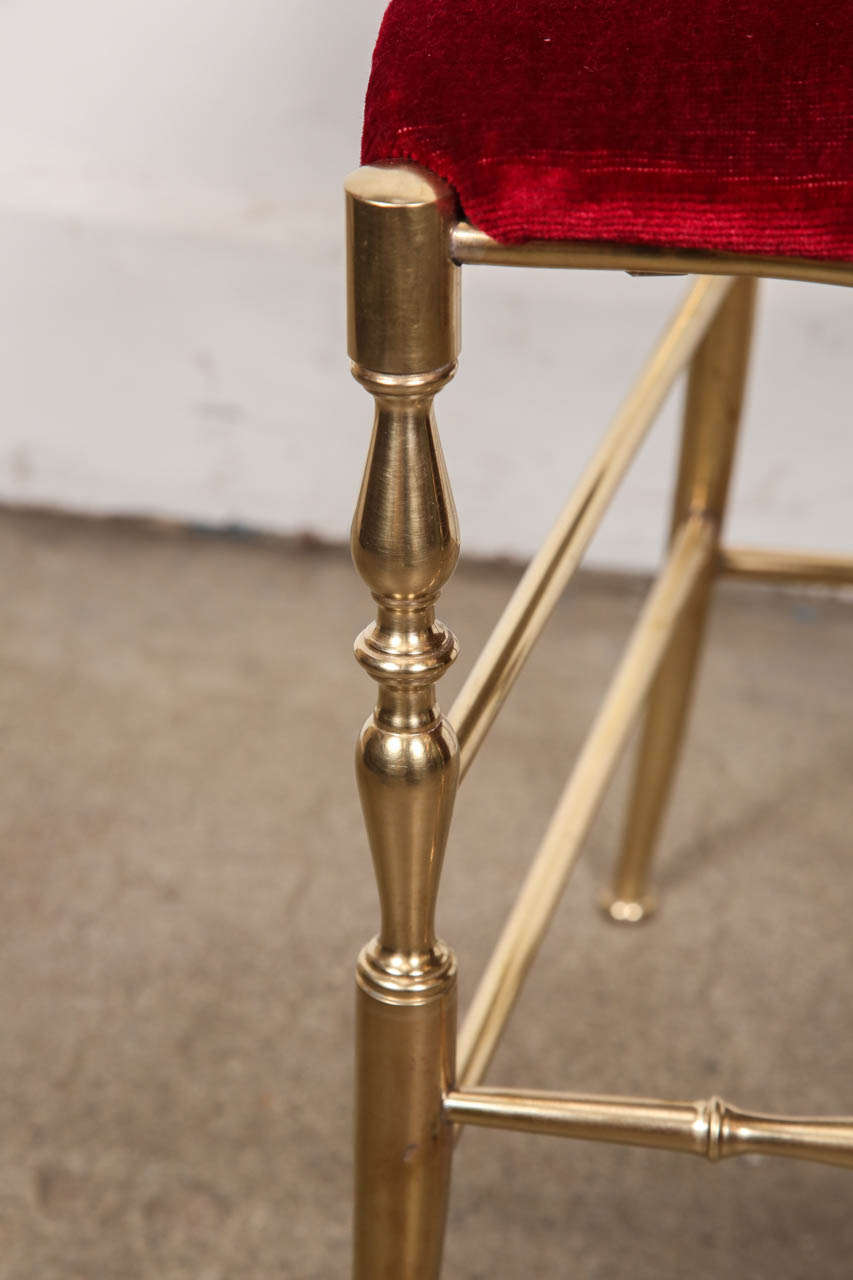 Hand-Crafted Set of Two Polished Brass Chiavari Chairs with Red Velvet, Italy For Sale