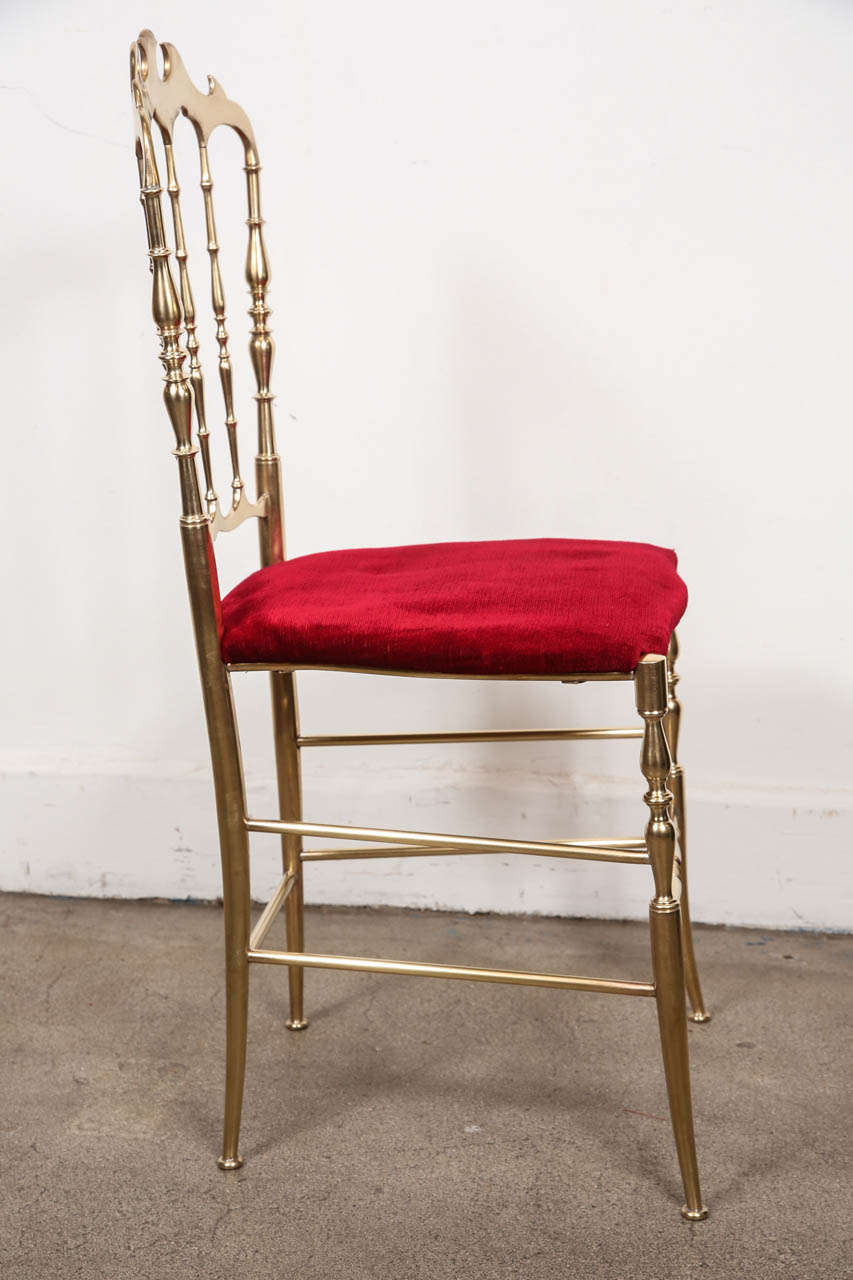 Set of Two Polished Brass Chiavari Chairs with Red Velvet, Italy In Good Condition For Sale In North Hollywood, CA