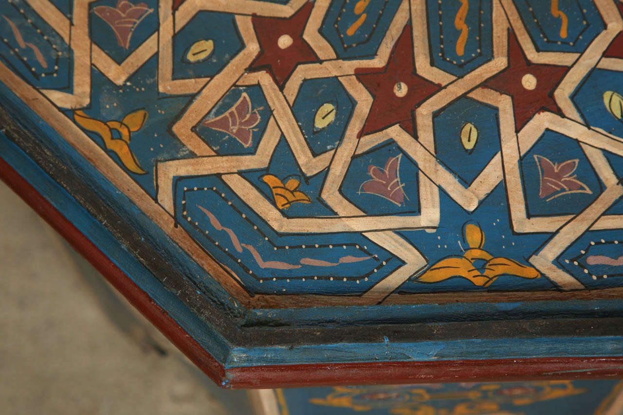 Moroccan Blue side table with Moorish design In Good Condition In North Hollywood, CA