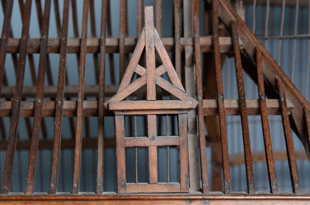 Cage à oiseaux du 19ème siècle, chef d'oeuvre de charpentier 2