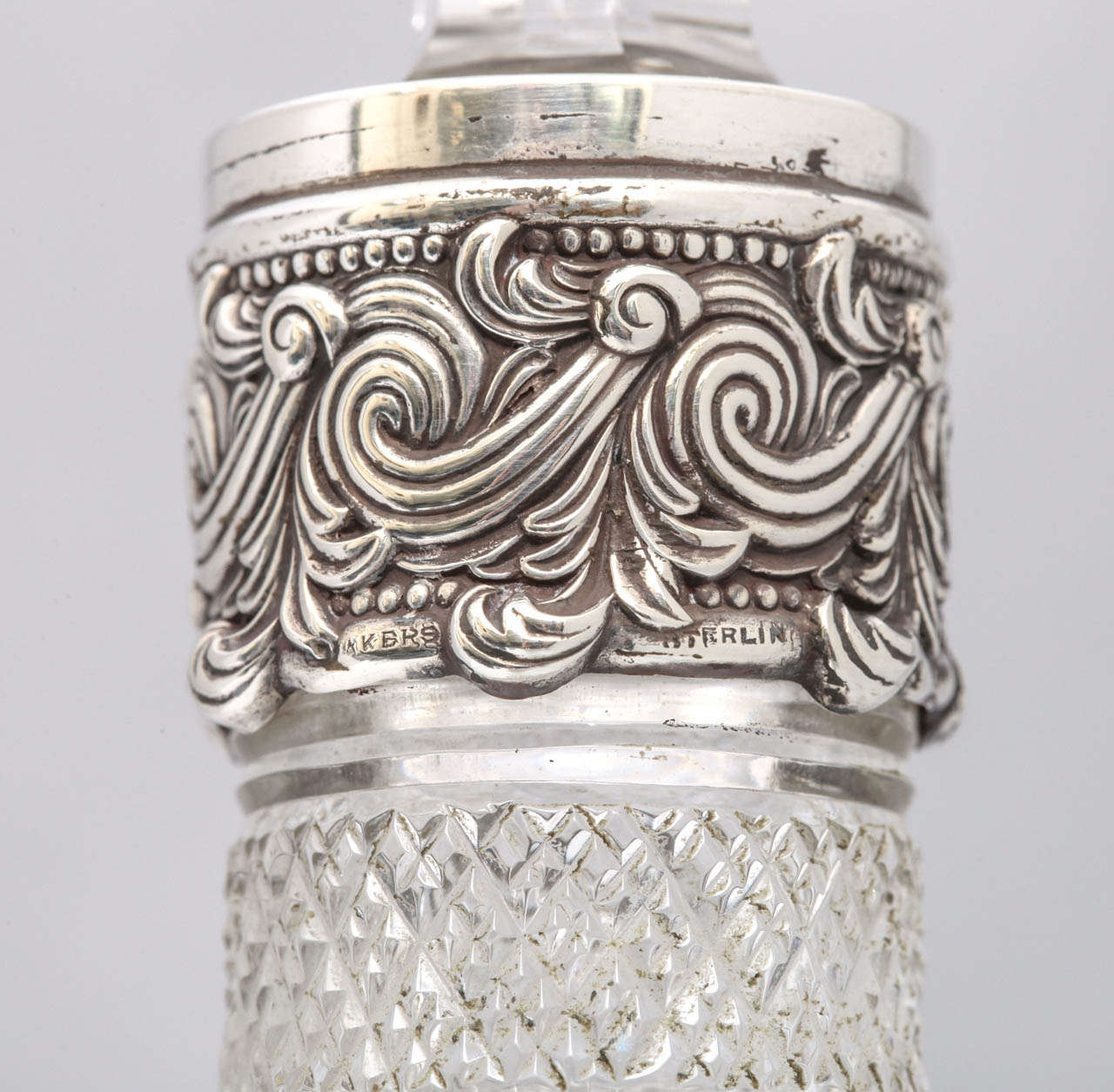 Très rare grand lustre en argent sterling monté sur Tiffany & Co. Carafe à décanter en vente 2