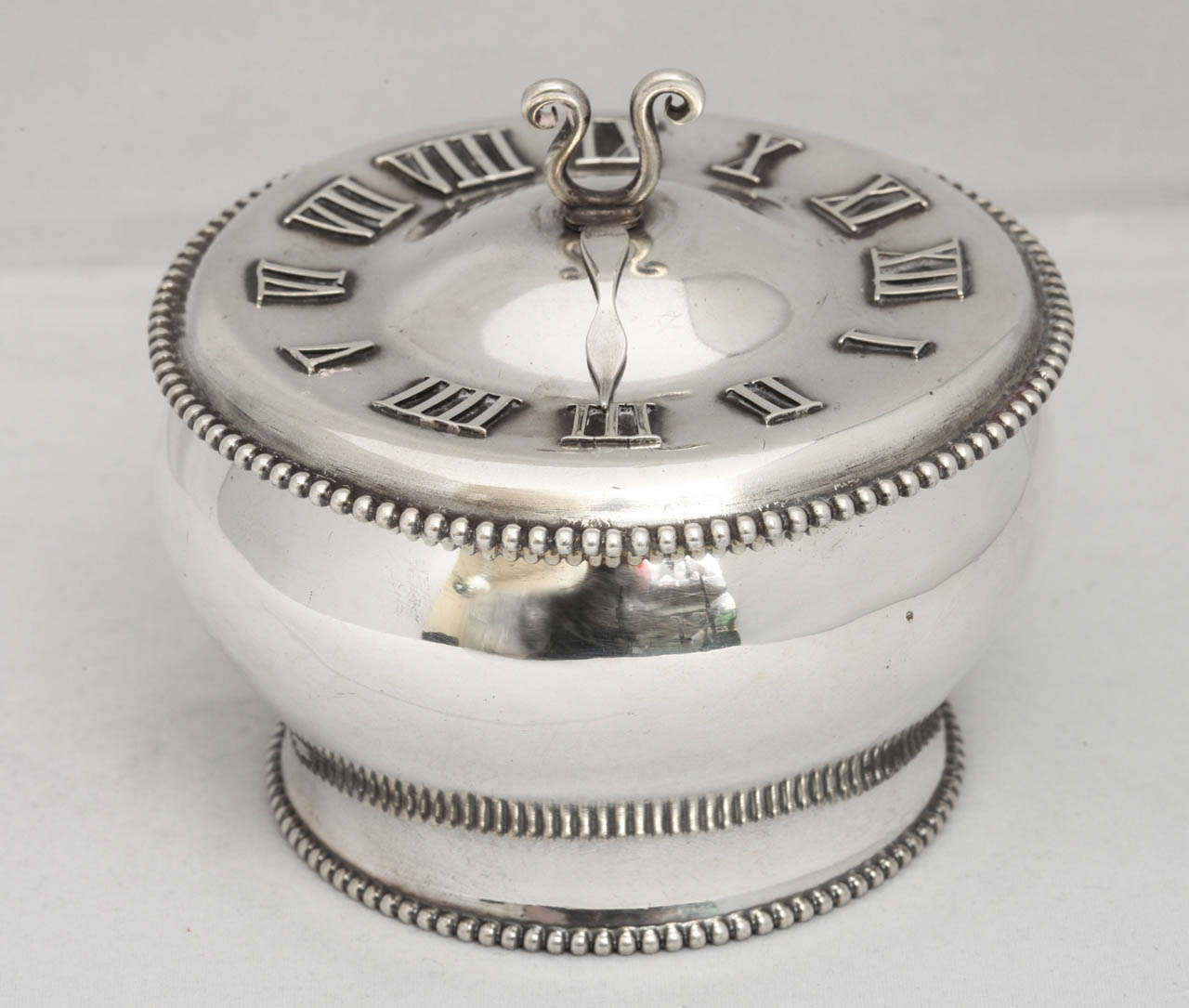 Victorian Very Unusual Sterling Silver Round Box with Sundial on Lid 1