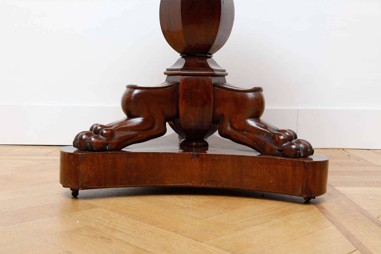 Circular Mahogany Jardiniere Resting on a Tripod Ending on Paw Feet For Sale 4