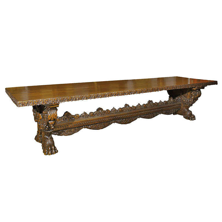 Late 18th Century Italian Walnut Fratino Dining Table For Sale