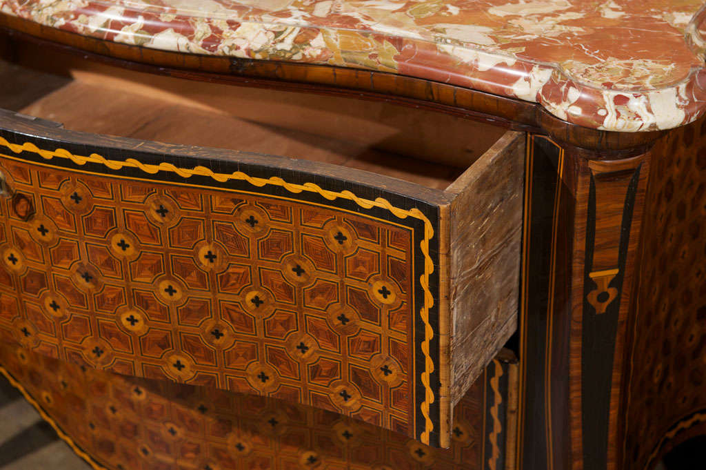18th Century Pair of Italian Parquetry Arbalete Commodes or Dressers For Sale 1