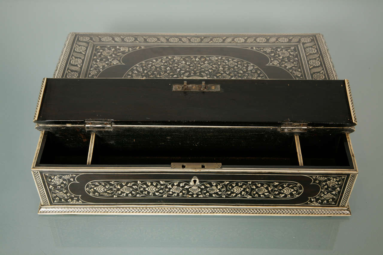 Anglo-Indian Writing Slope, 18th Century For Sale 1