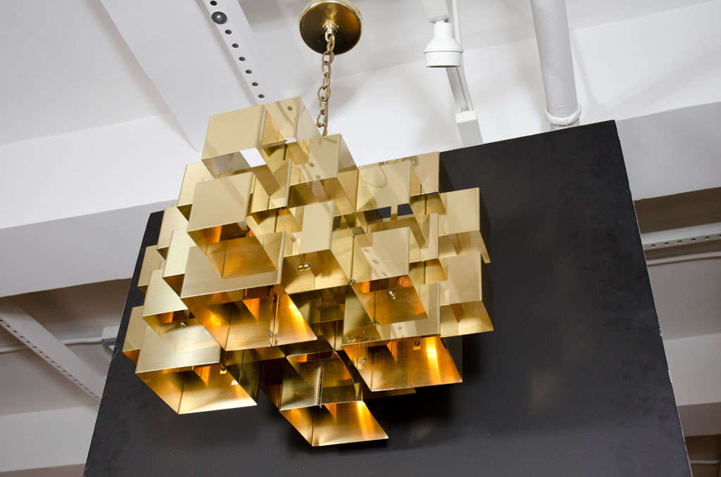 American Polished Brass Cubist Chandelier by Curtis Jeré, Signed In Excellent Condition For Sale In New York, NY