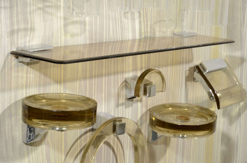 Glass Seguso Thirteen-Piece Bath Accessory Set