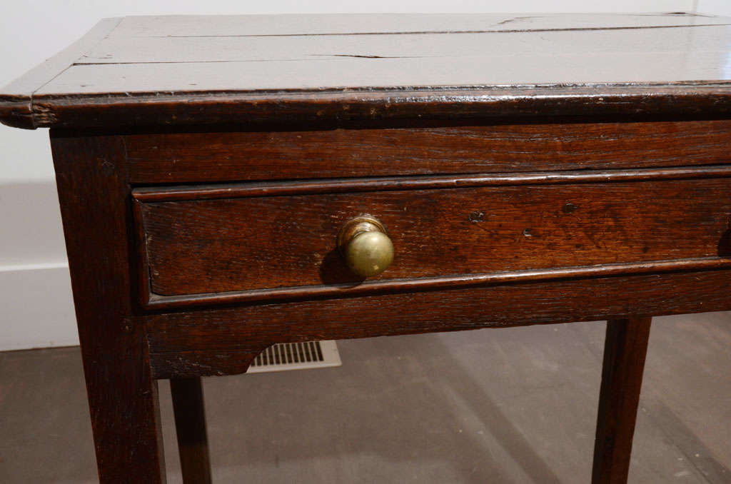 English Antique George III Period Oak Side Table, England, 19th Century