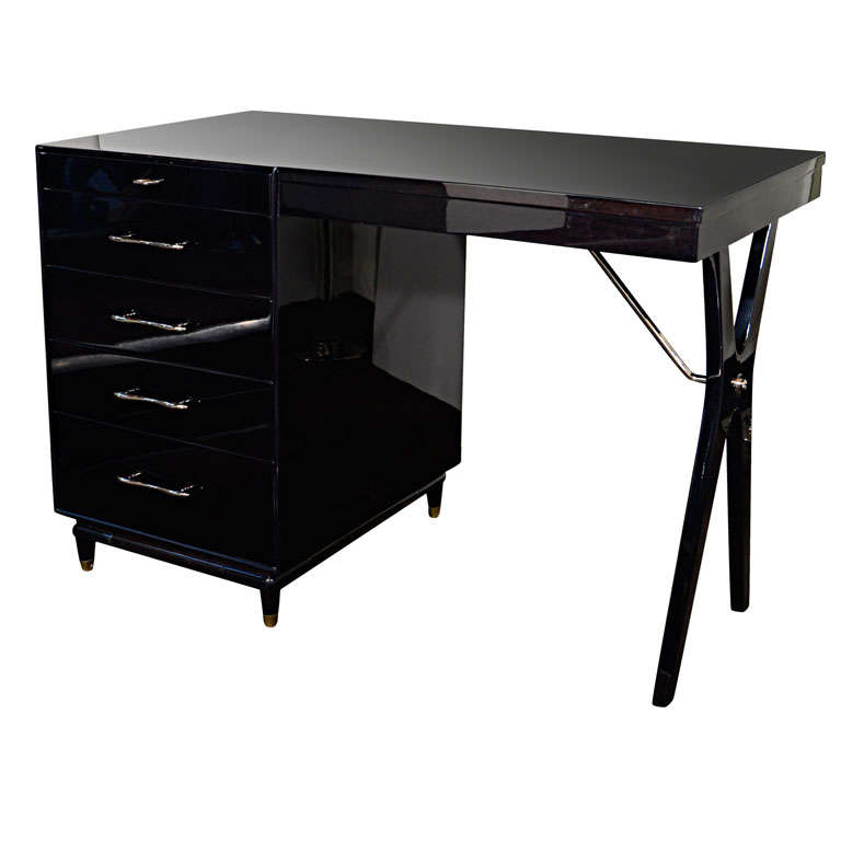 Modernist Desk In Ebonized Mahogany in the Manner of Gio Ponti