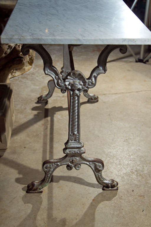 Beaux Arts Cast Iron Conservatory Table In Excellent Condition In Woodbury, CT