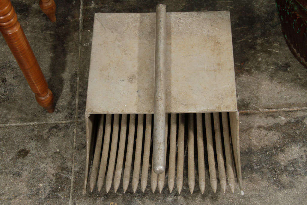 Galvanized Metal Cranberry Rake 1