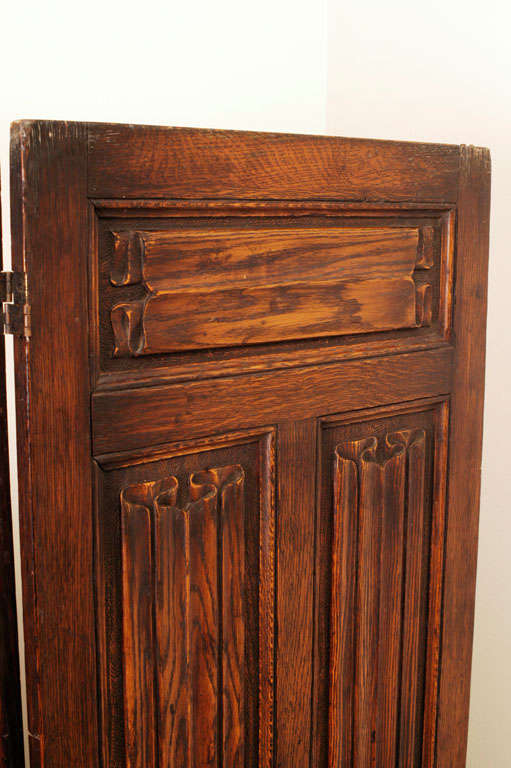 Early 20th C. Drapery Motif Tri-fold Oak Screen 3